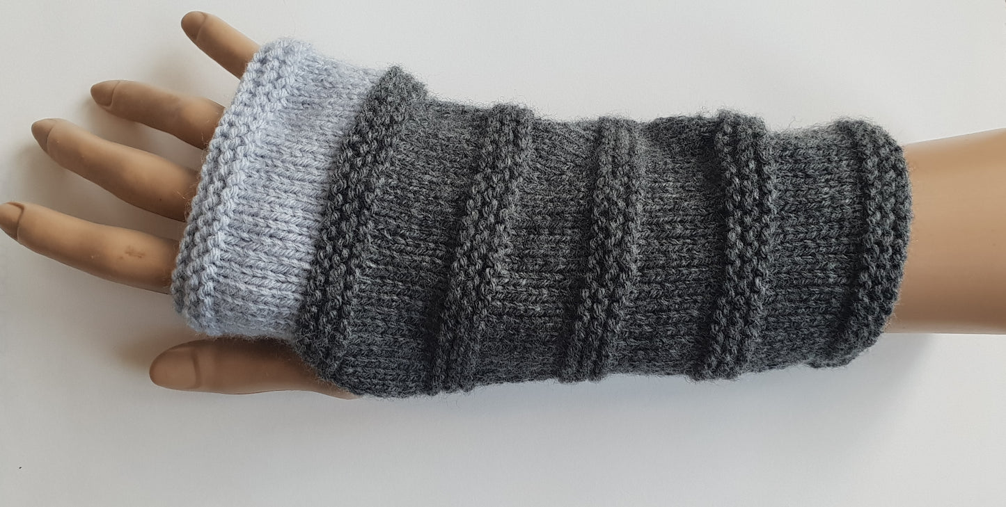 Grey and light grey fingerless gloves