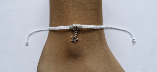 Star anklet - white