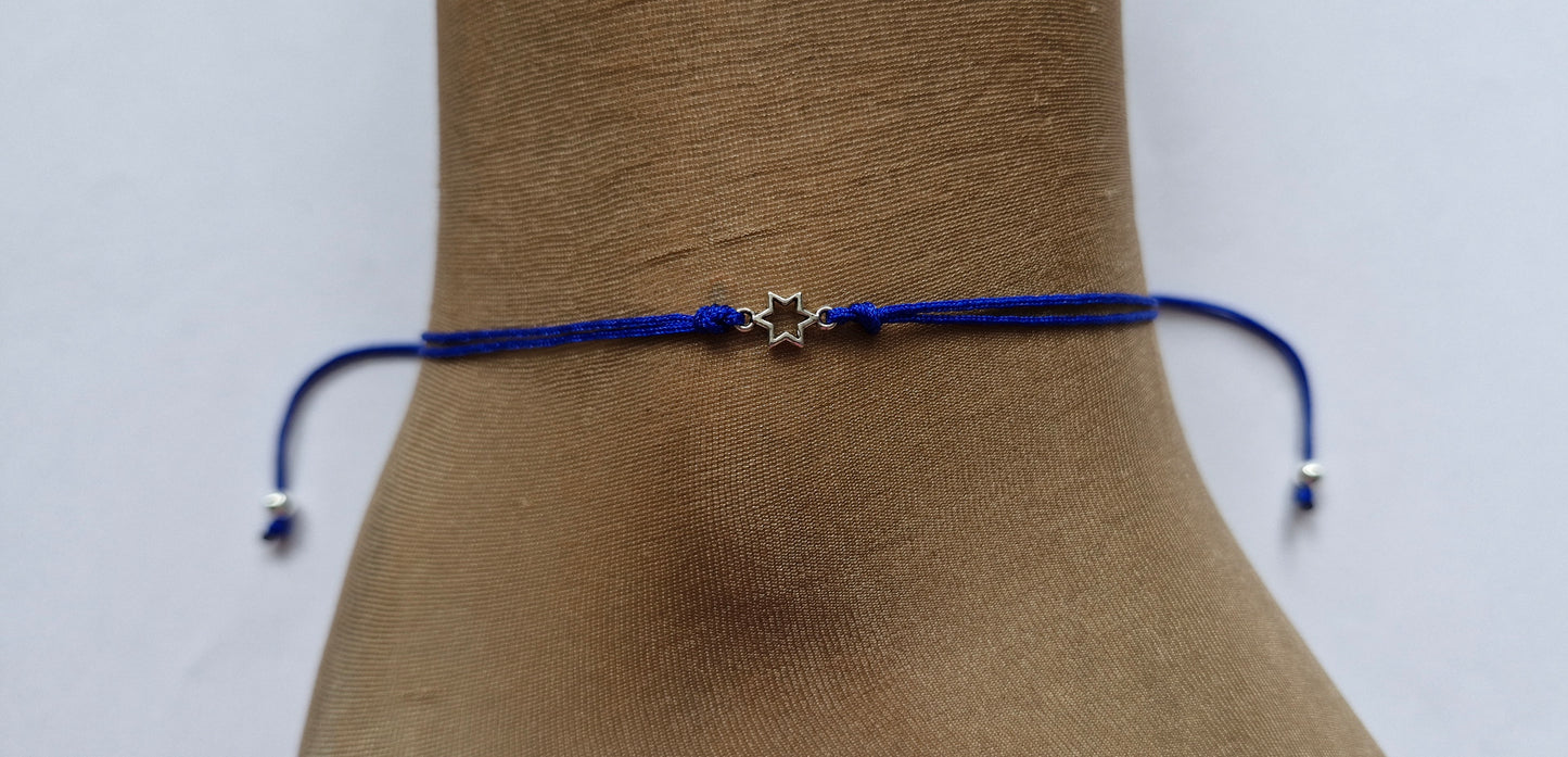 Simple star anklet