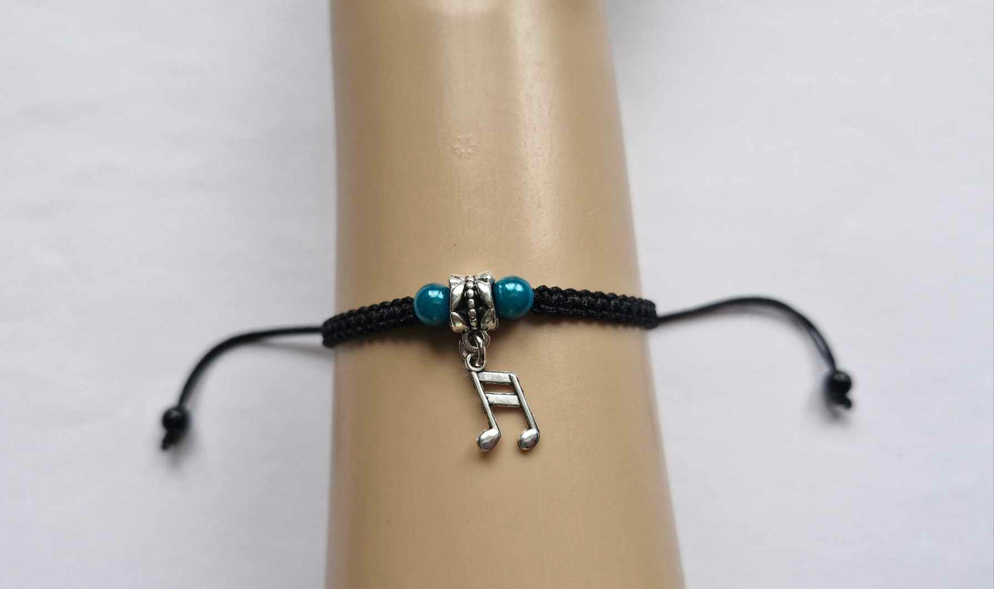 Music charm bracelet